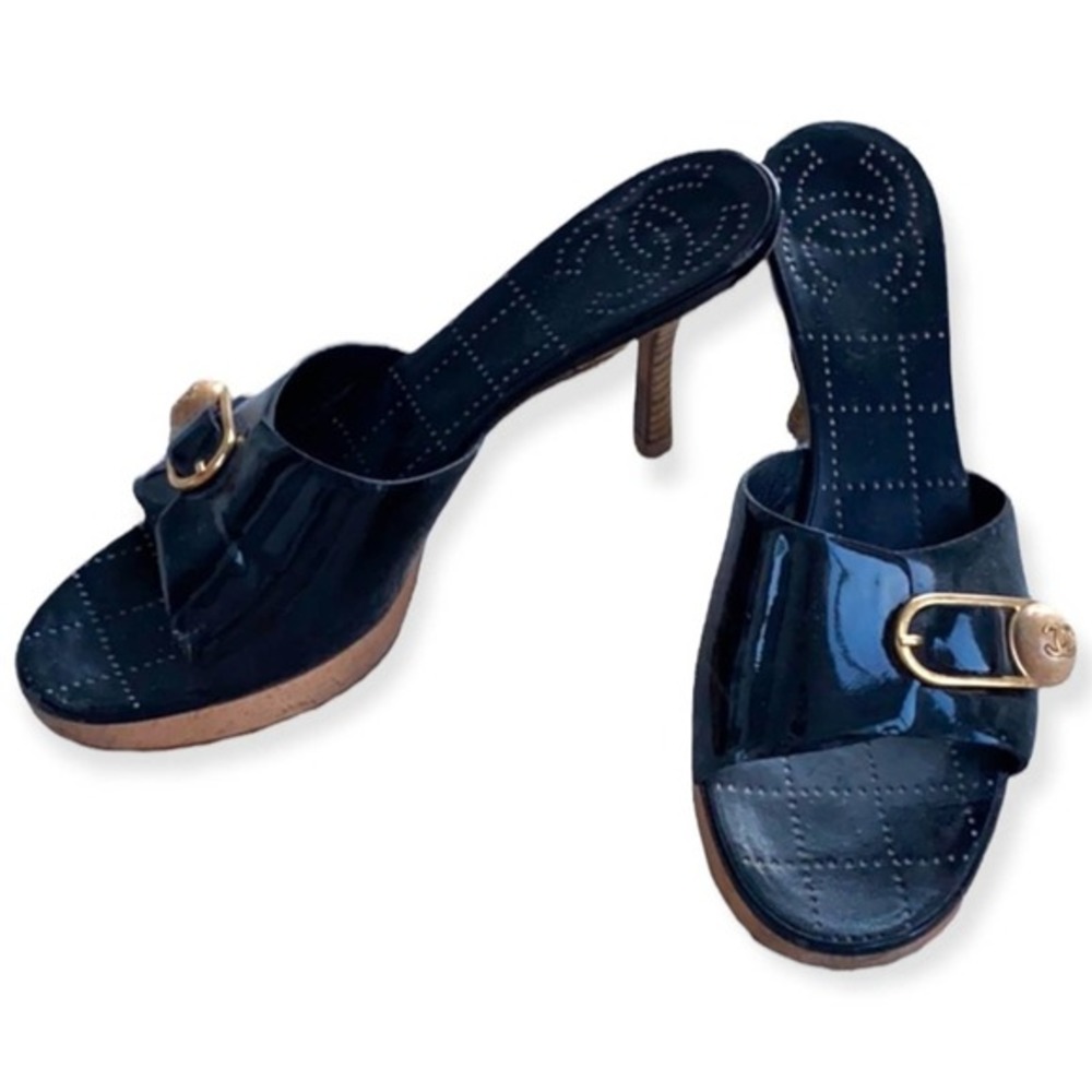 CHANEL vintage black and gold patent leather and wood heeled mule sandals